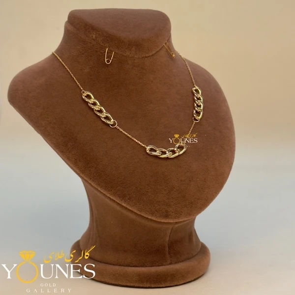 تصویر دوم گردنبند  سه تیکه کارتیر طلا